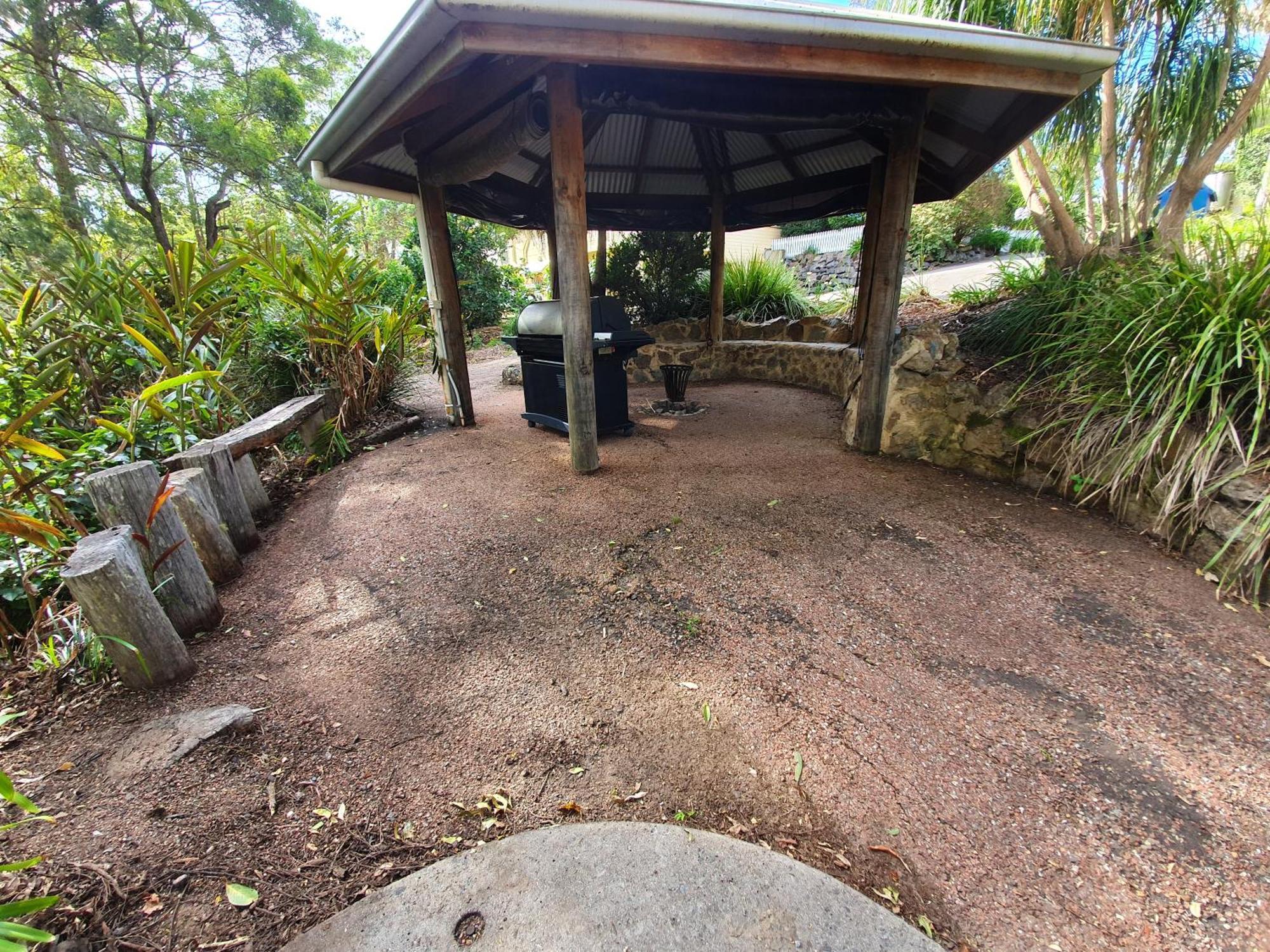 Heaven In The Hills Retreat Lodge *